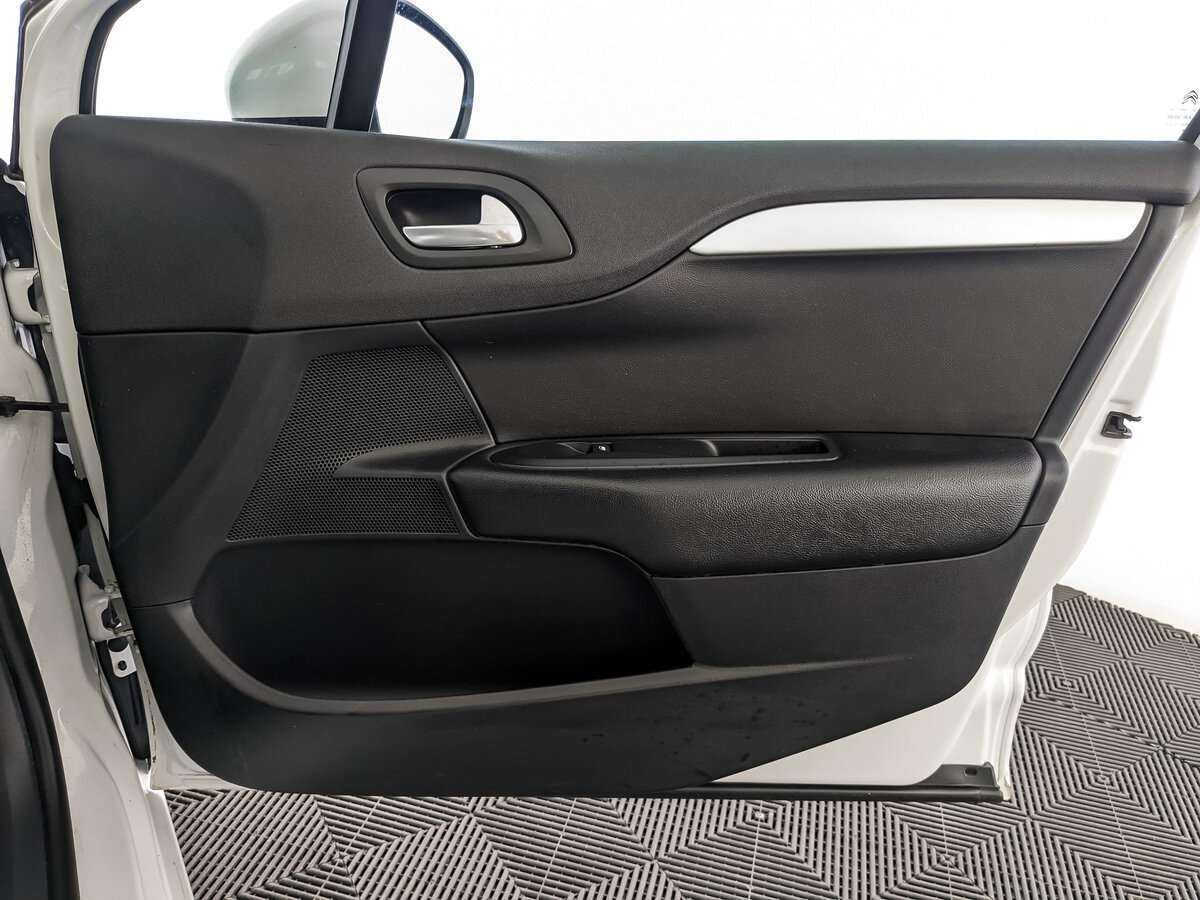 Ситроен Ц4 б/у, 2016, Автоматическая. Фото: #22