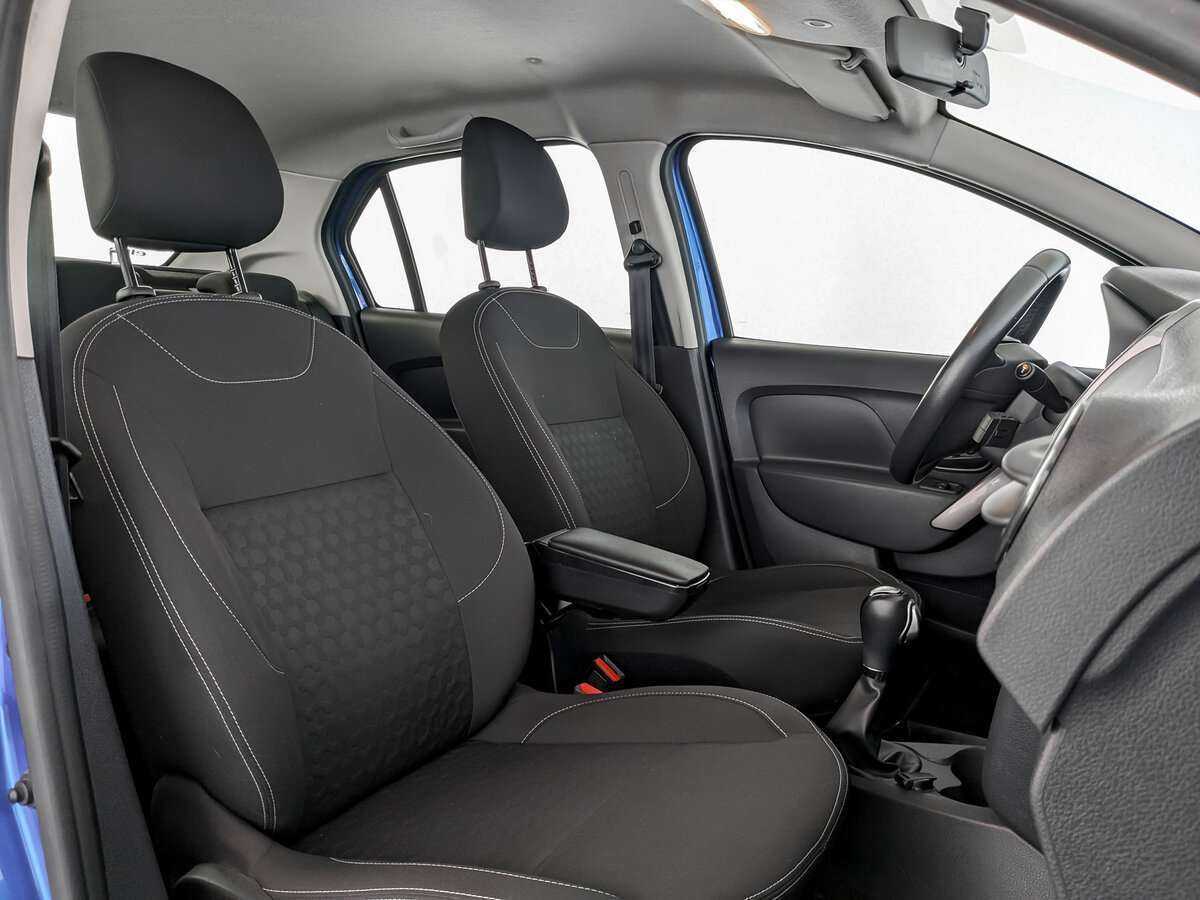 Рено Логан б/у, 2017, Автоматическая. Фото: #18