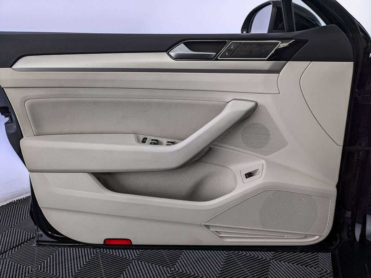 Фольксваген Пассат б/у, 2018, Роботизированная. Фото: #14