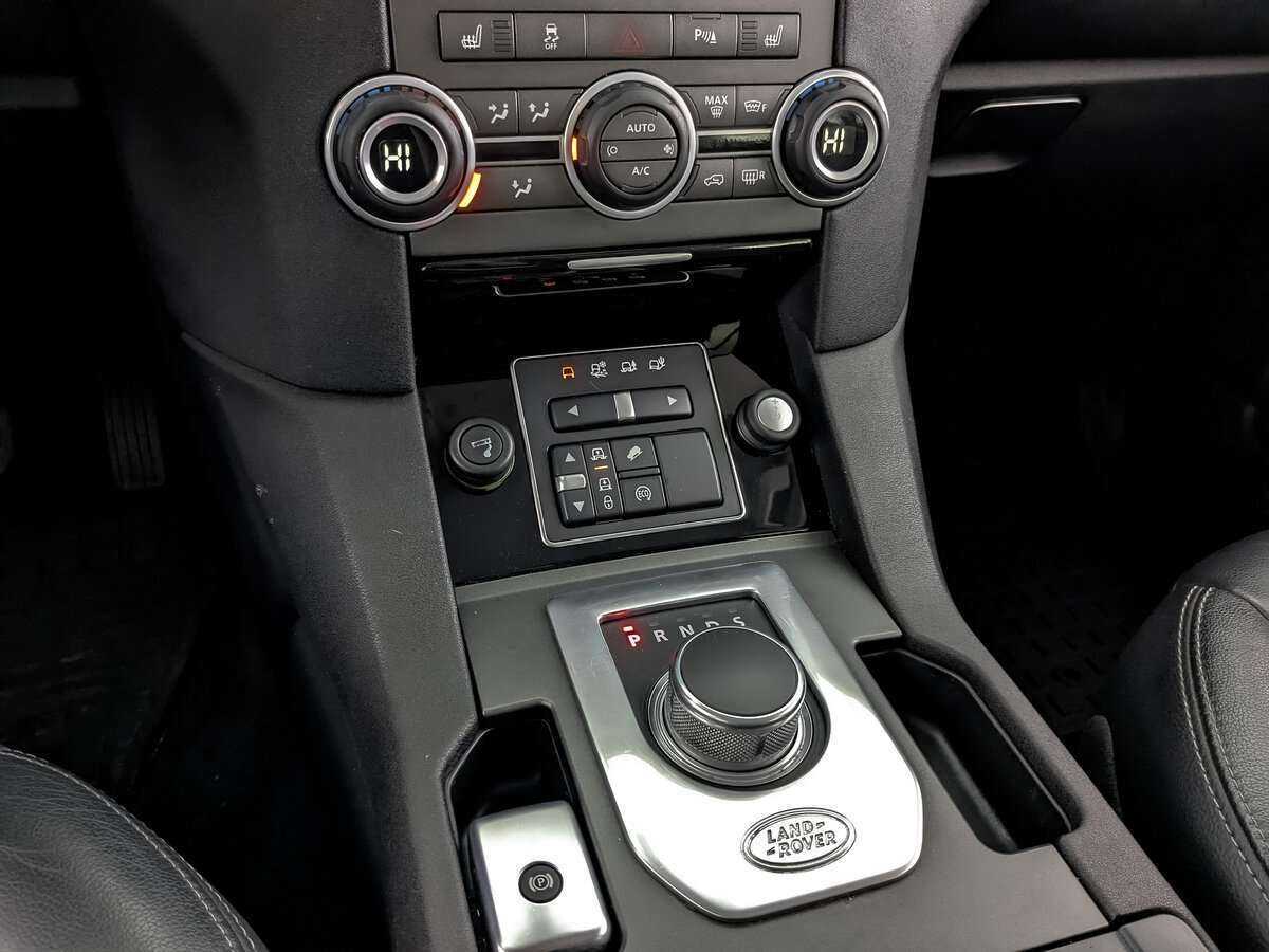 Land Rover Discovery б/у, 2015, Автоматическая. Фото: #17
