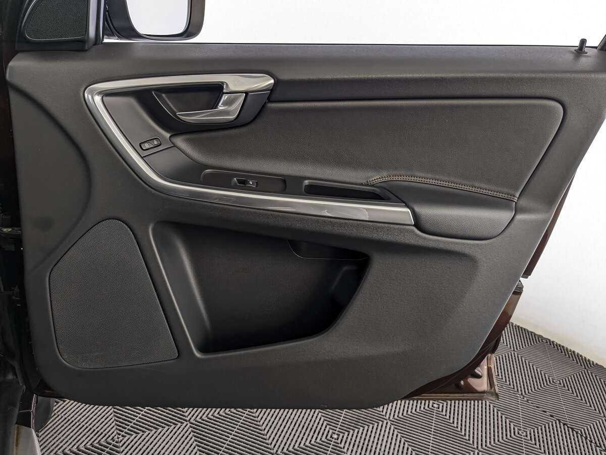 Volvo XC60 б/у, 2015, Автоматическая. Фото: #20