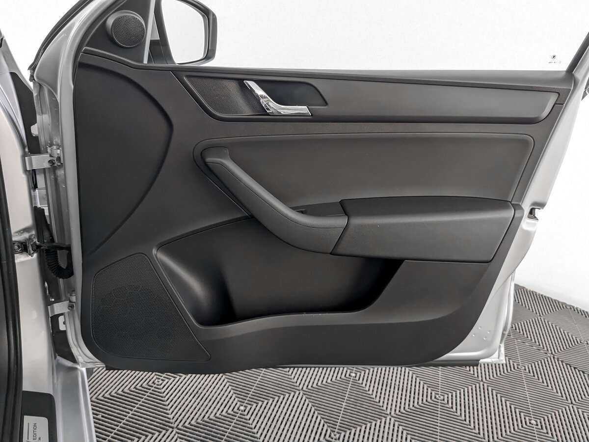 Skoda Rapid б/у, 2016, Автоматическая. Фото: #18