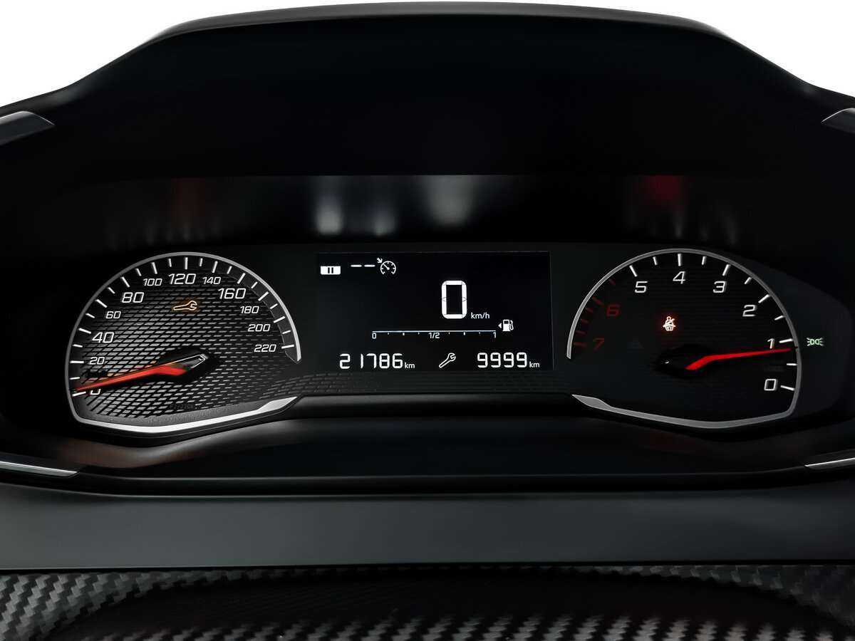 Пежо 2008 б/у, 2021, Механическая. Фото: #11