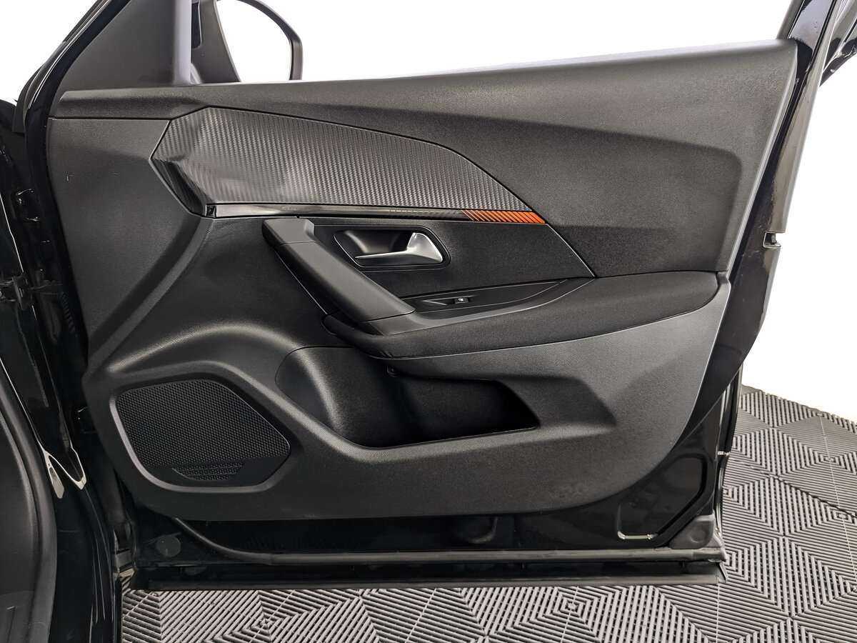 Пежо 2008 б/у, 2021, Механическая. Фото: #20