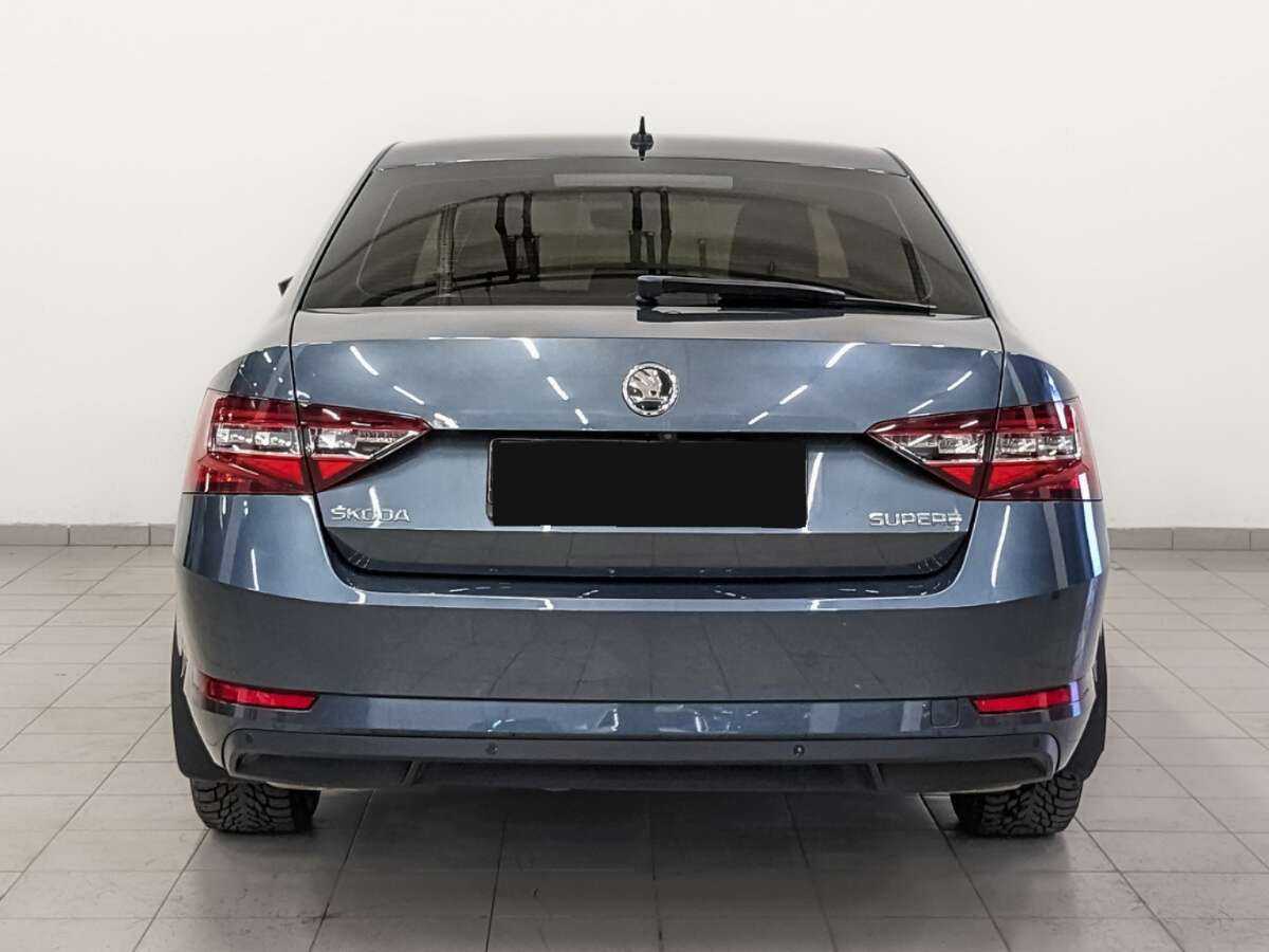 Skoda Superb б/у, 2017, Роботизированная. Фото: #5