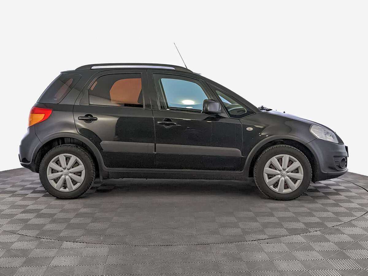 Suzuki SX4 б/у, 2014, Механическая. Фото: #3