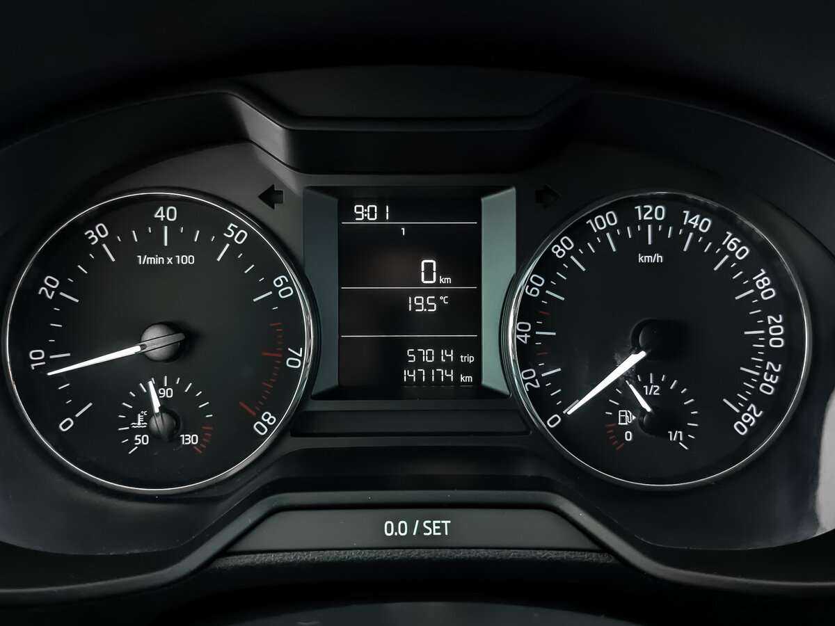 Шкода Октавия б/у, 2015, Механическая. Фото: #11