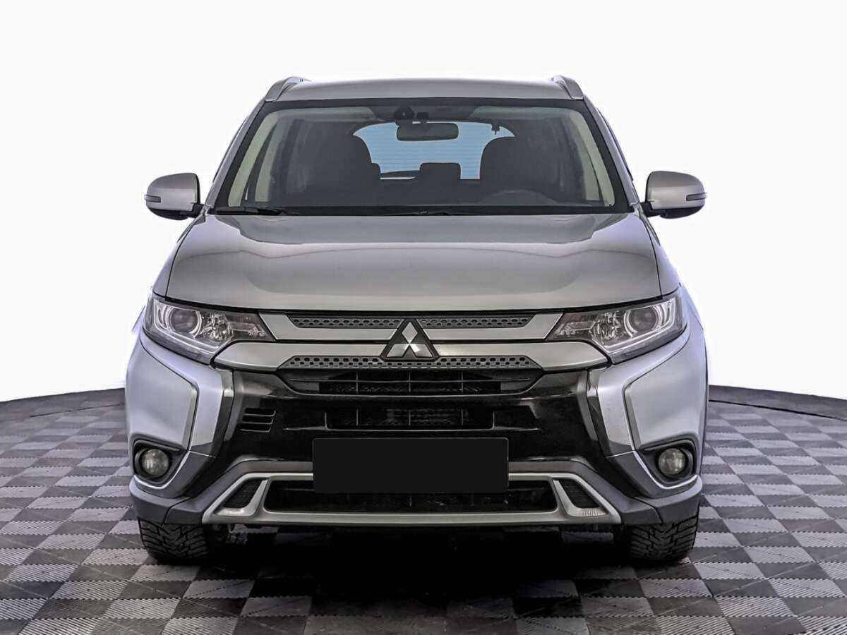 Mitsubishi Outlander б/у, 2020, Вариатор. Фото: #1