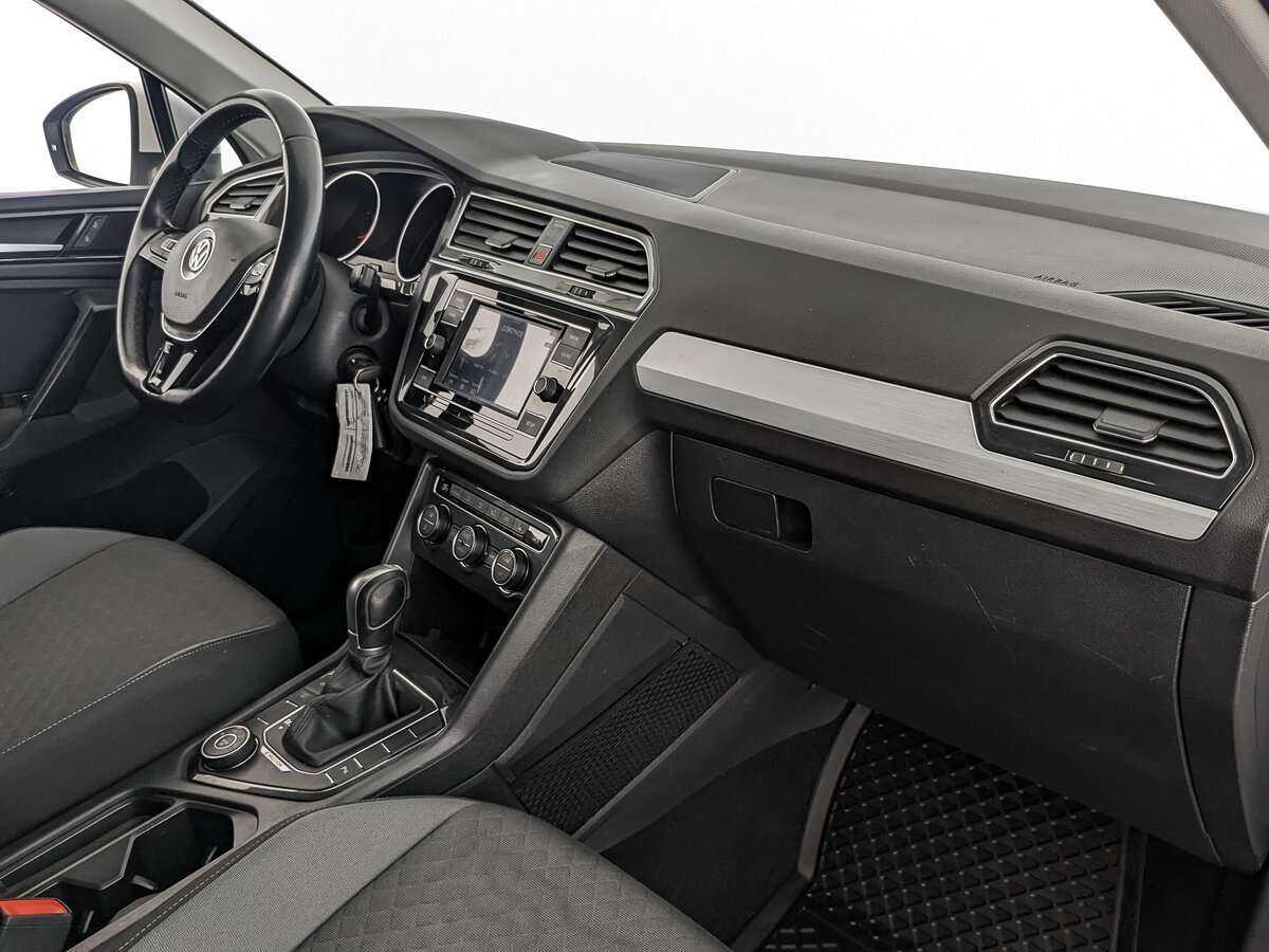 Volkswagen Tiguan б/у, 2018, Роботизированная. Фото: #8