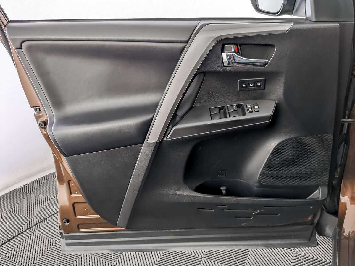 Toyota RAV4 б/у, 2017, Вариатор. Фото: #14