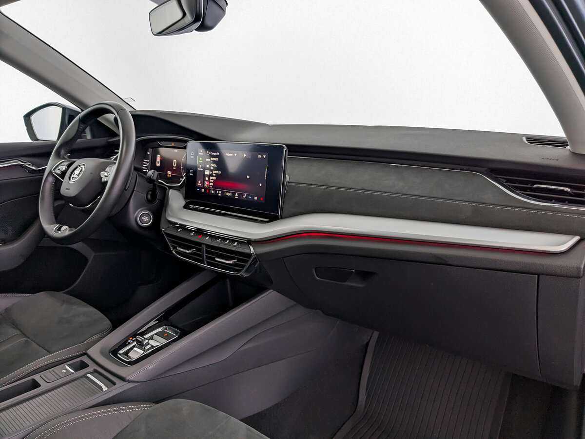 Skoda Octavia б/у, 2021, Автоматическая. Фото: #9