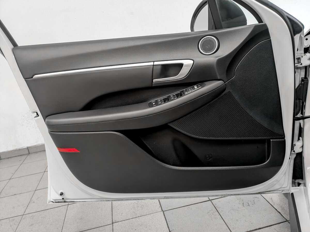 Hyundai Sonata б/у, 2020, Автоматическая. Фото: #14