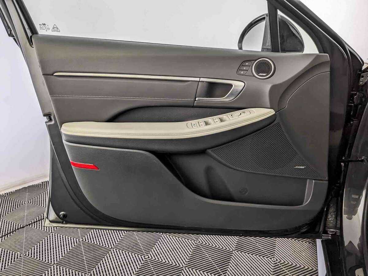 Hyundai Sonata б/у, 2022, Автоматическая. Фото: #13