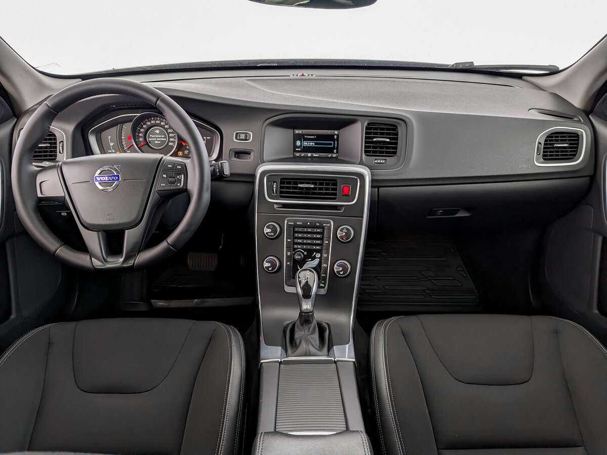 Volvo S60 б/у, 2015, Автоматическая. Фото: #11