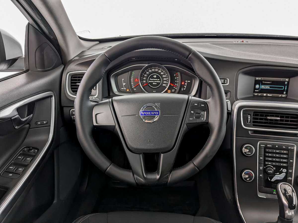 Volvo S60 б/у, 2015, Автоматическая. Фото: #16