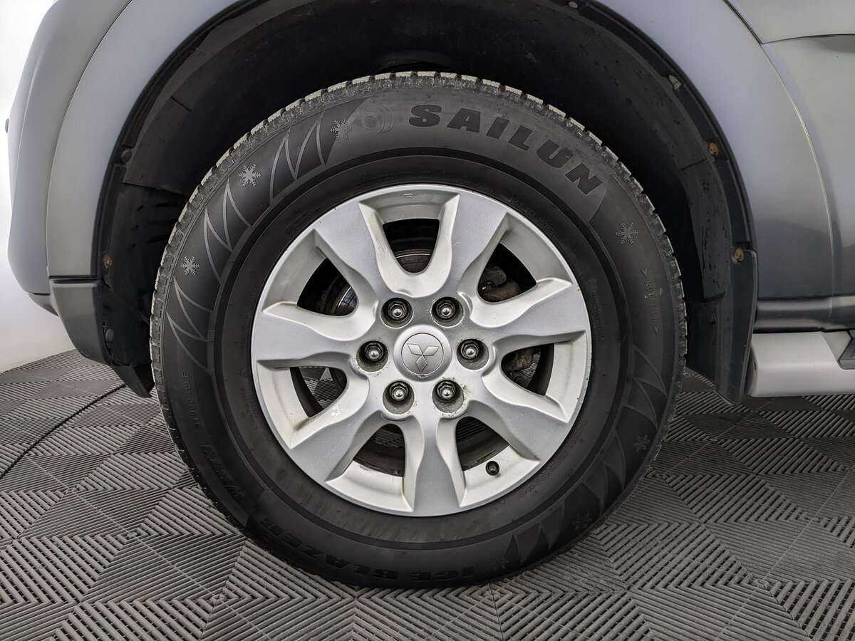 Митсубиши Паджеро б/у, 2013, Автоматическая. Фото: #11