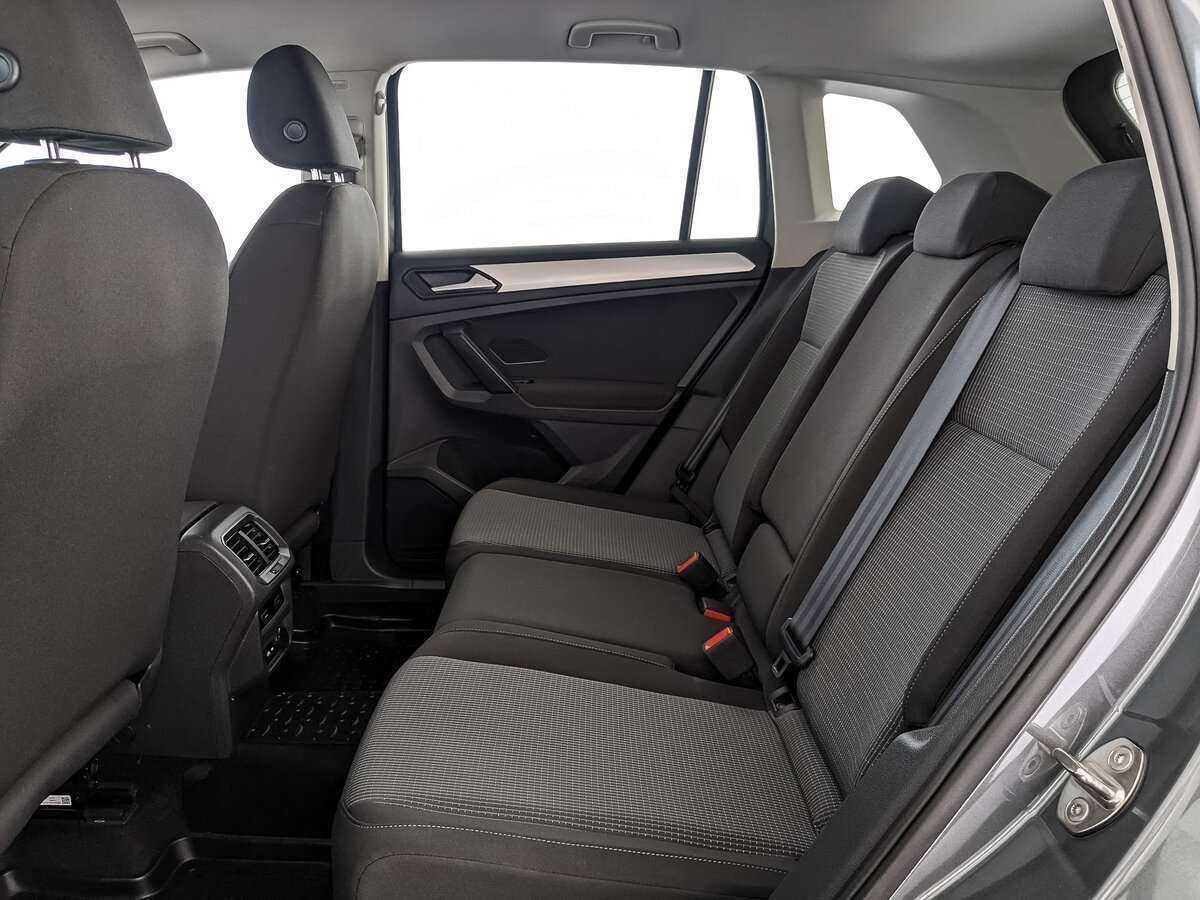 Volkswagen Tiguan б/у, 2021, Роботизированная. Фото: #11