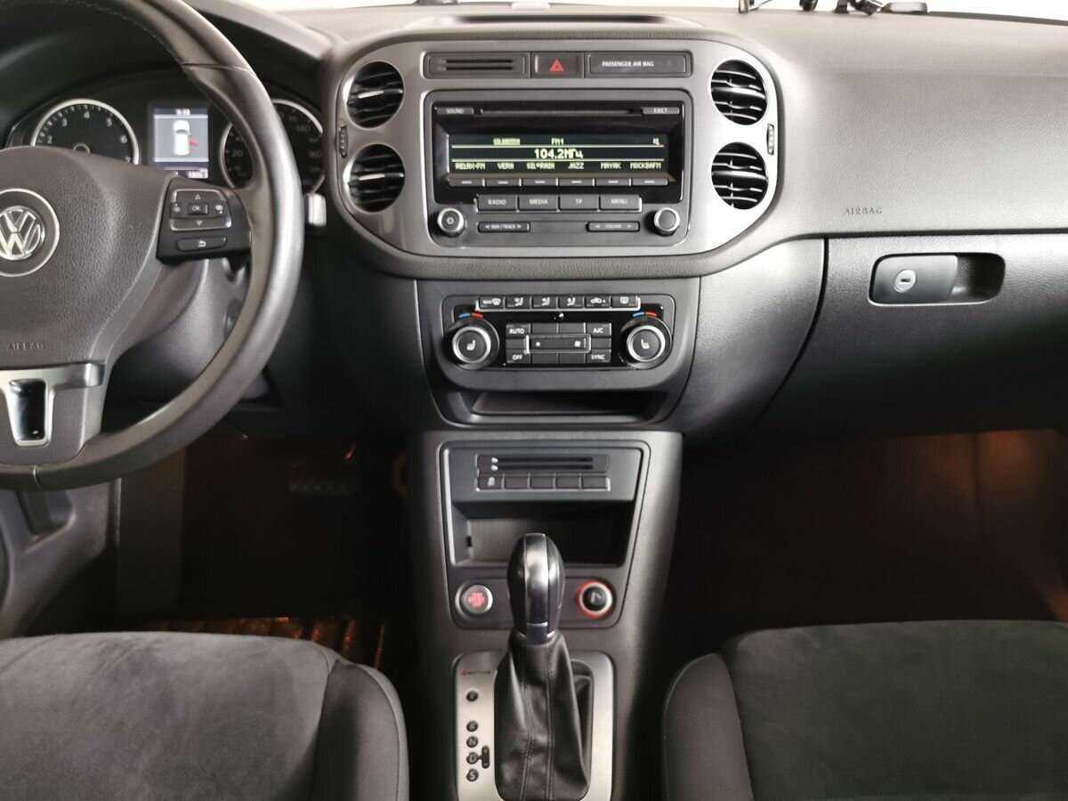 Volkswagen Tiguan б/у, 2013, Автоматическая. Фото: #12