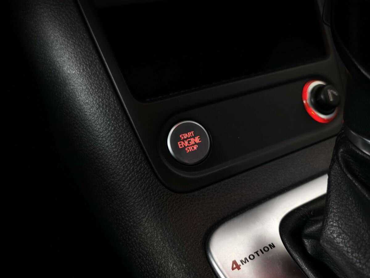 Volkswagen Tiguan б/у, 2013, Автоматическая. Фото: #18