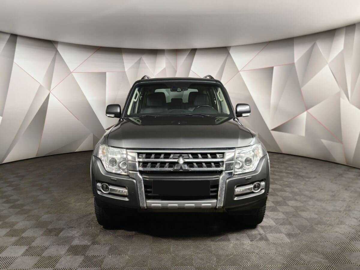 Mitsubishi Pajero б/у, 2015, Автоматическая. Фото: #6