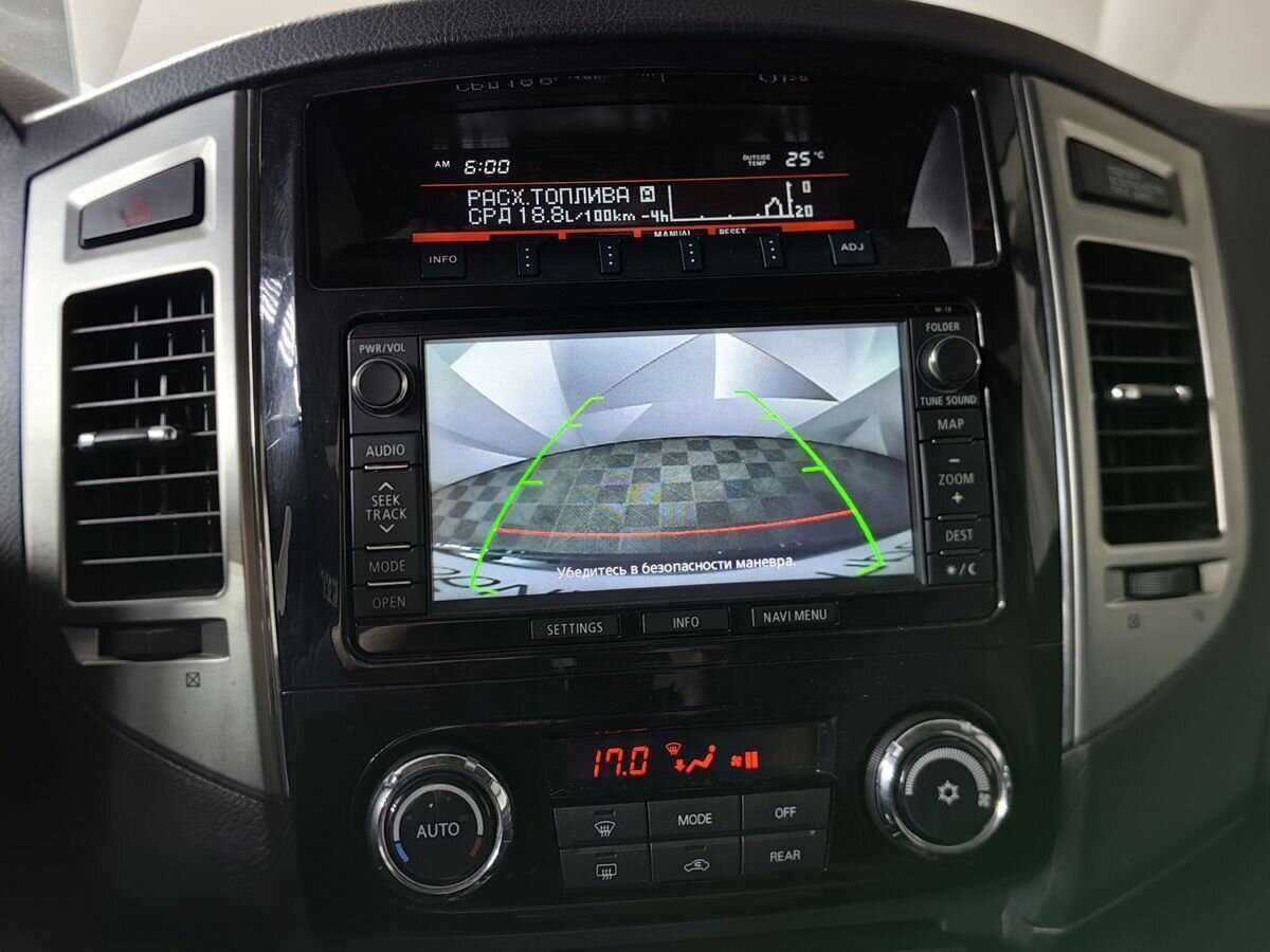 Mitsubishi Pajero б/у, 2015, Автоматическая. Фото: #15