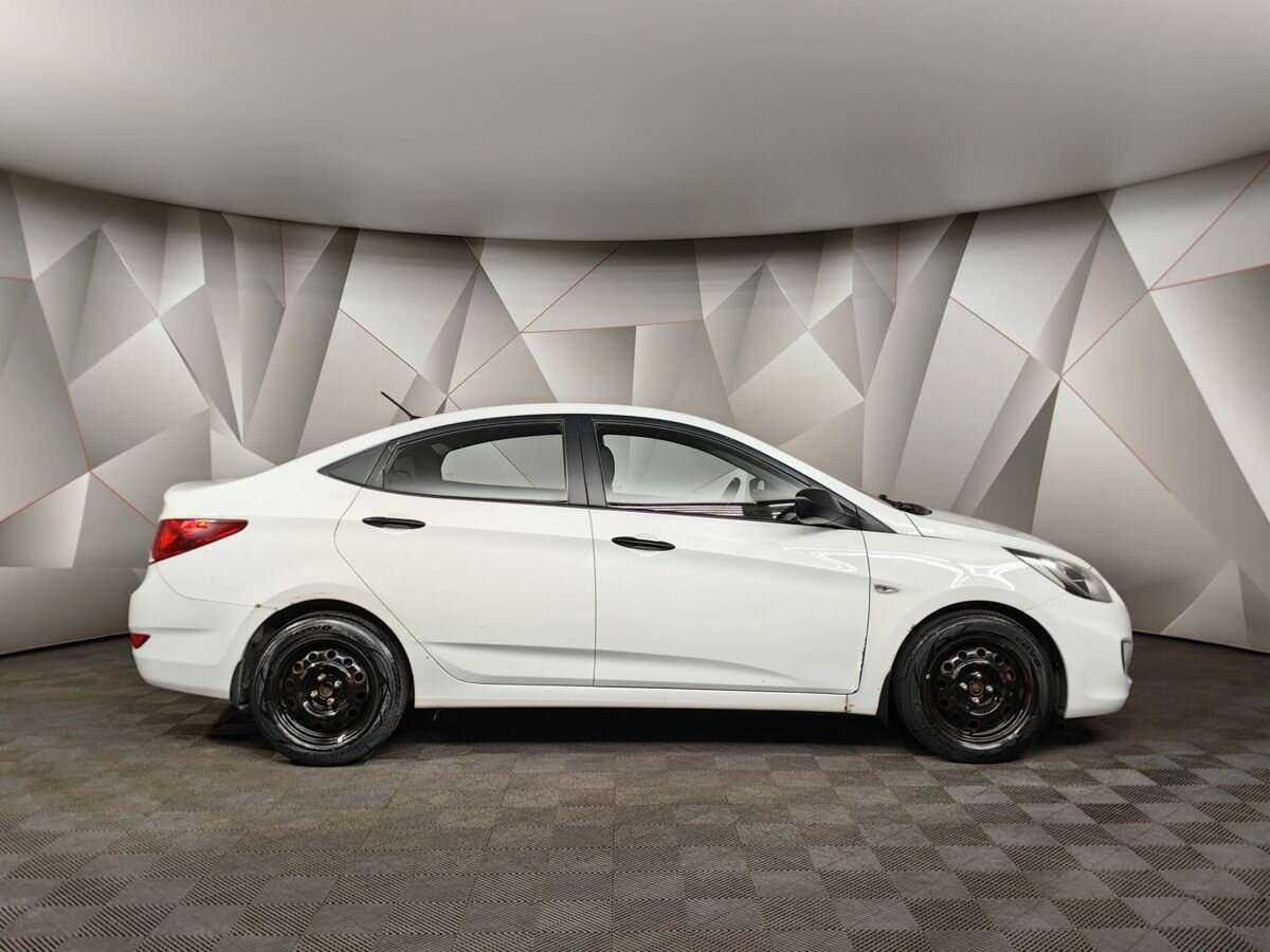 Hyundai Solaris б/у, 2013, Механическая. Фото: #5