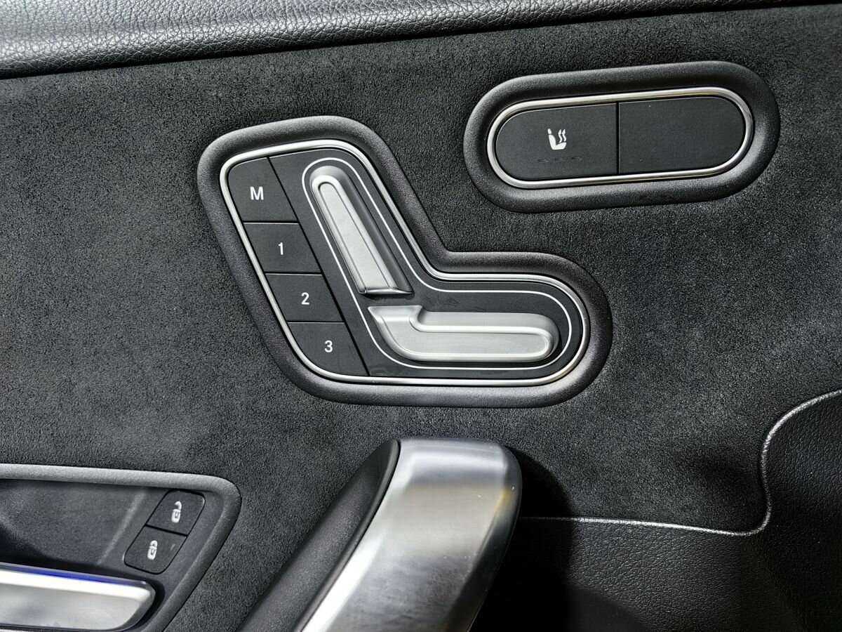 Mercedes-Benz A-Класс б/у, 2019, Роботизированная. Фото: #17