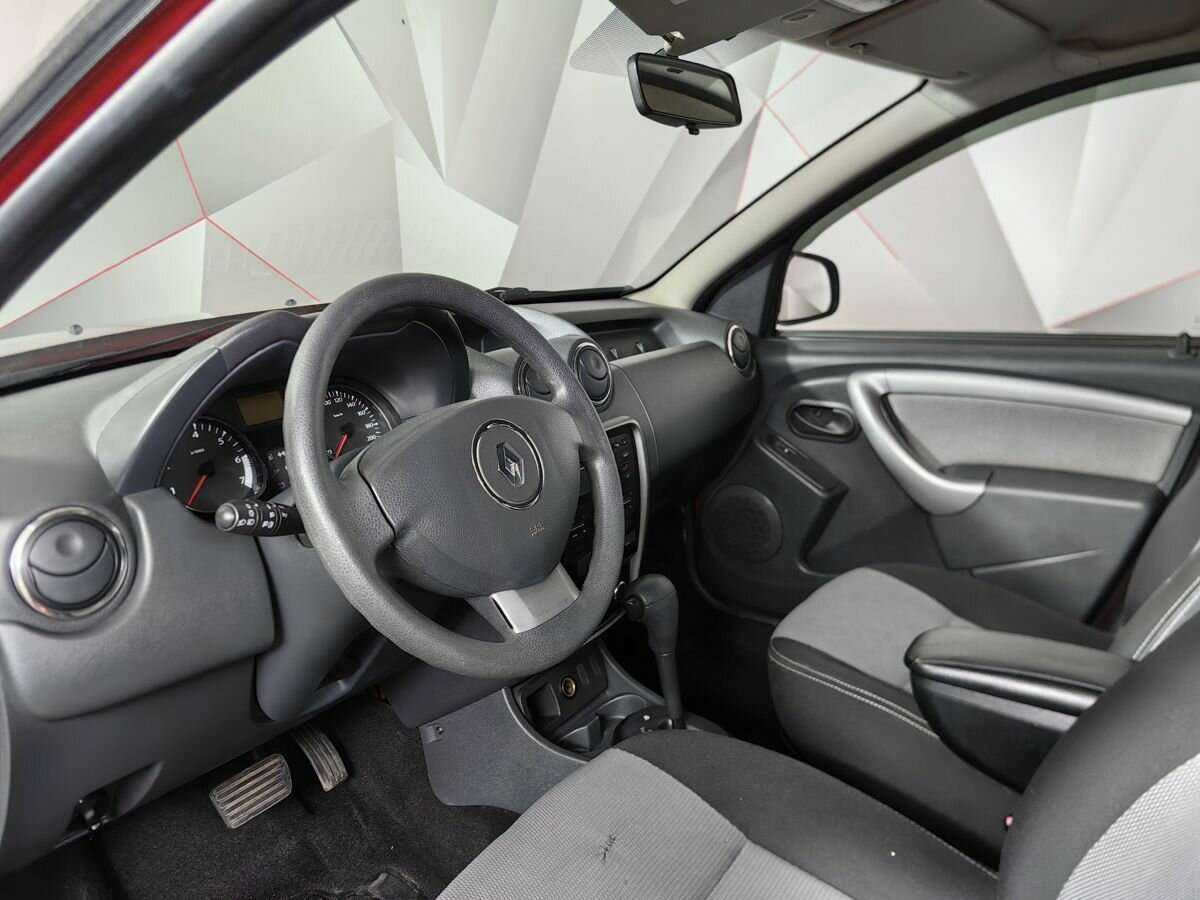 Renault Duster б/у, 2013, Автоматическая. Фото: #10