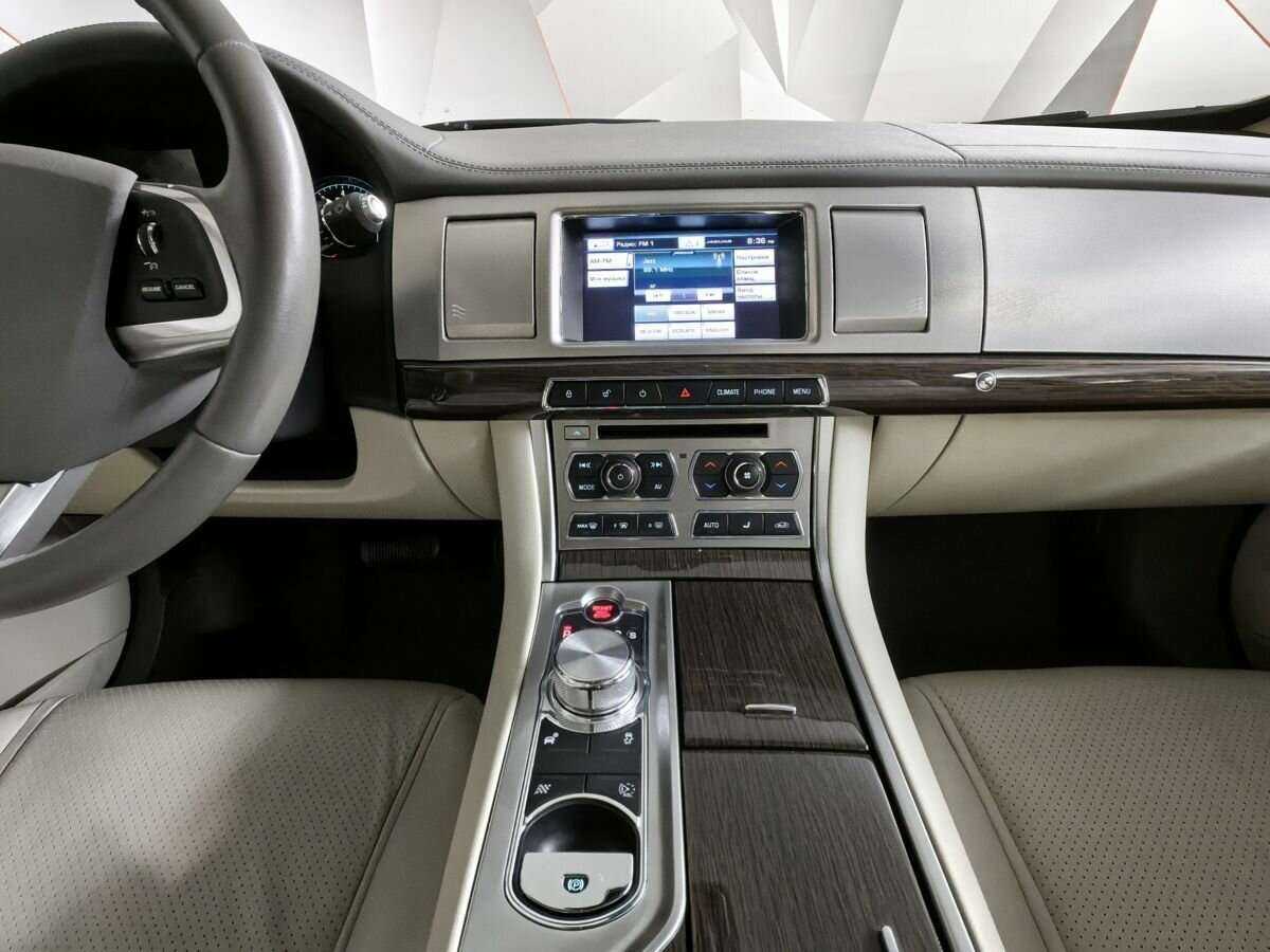 Jaguar XF б/у, 2014, Автоматическая. Фото: #10