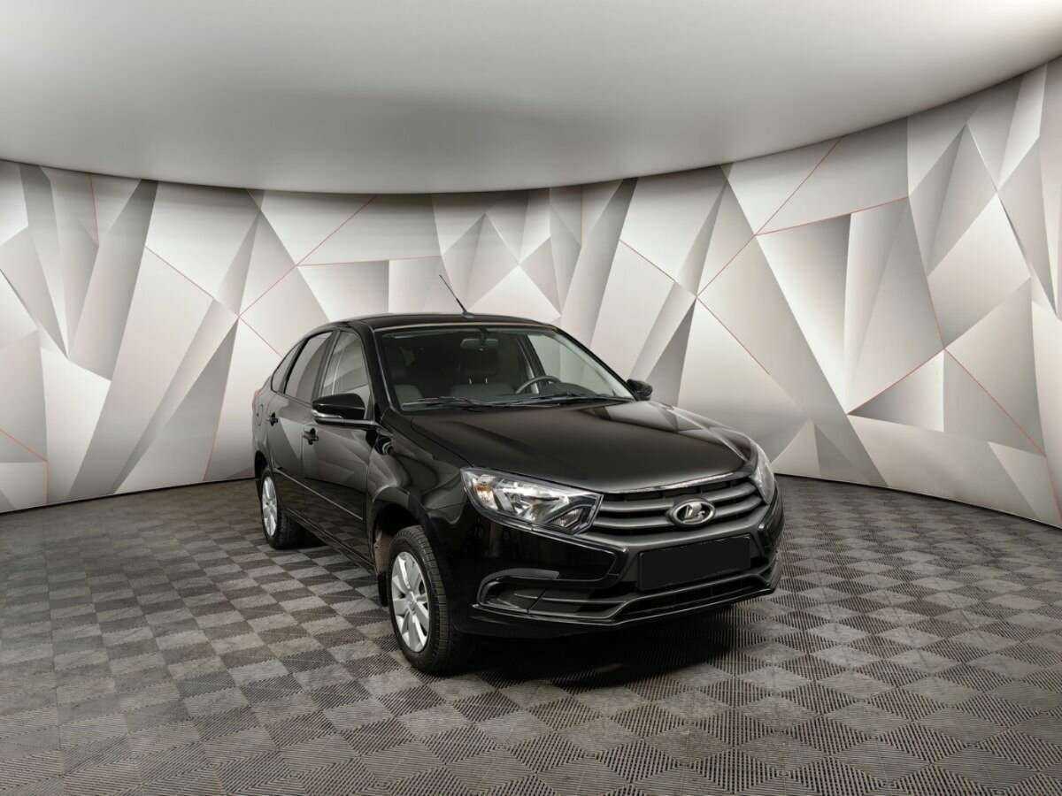 Lada (ВАЗ) Granta б/у, 2022, Механическая. Фото: #2