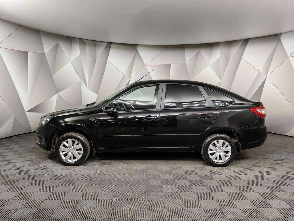 Lada (ВАЗ) Granta б/у, 2022, Механическая. Фото: #4