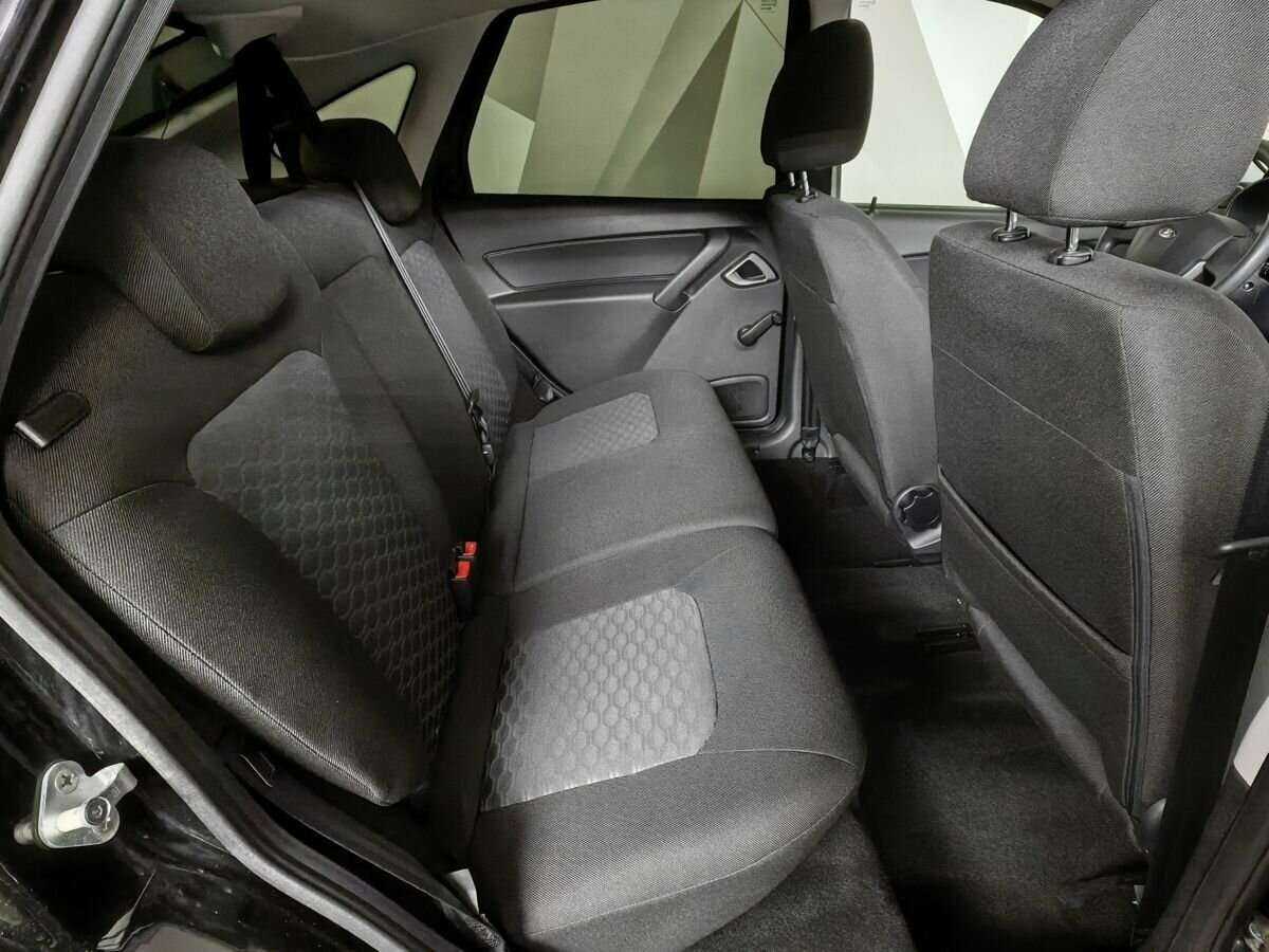 Lada (ВАЗ) Granta б/у, 2022, Механическая. Фото: #11