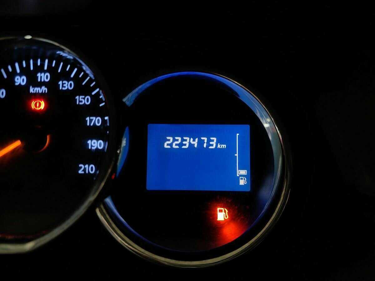 Renault Duster б/у, 2017, Механическая. Фото: #13