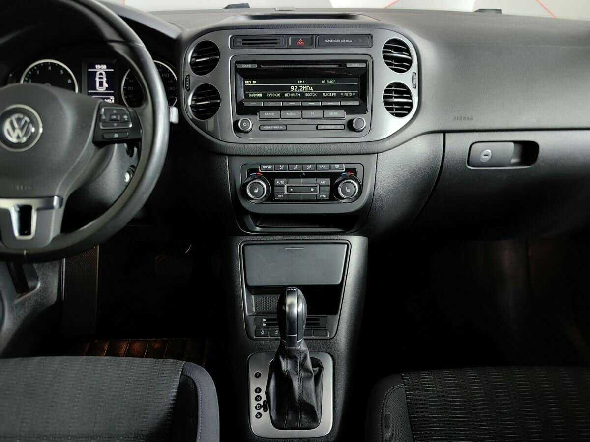Volkswagen Tiguan б/у, 2013, Роботизированная. Фото: #10