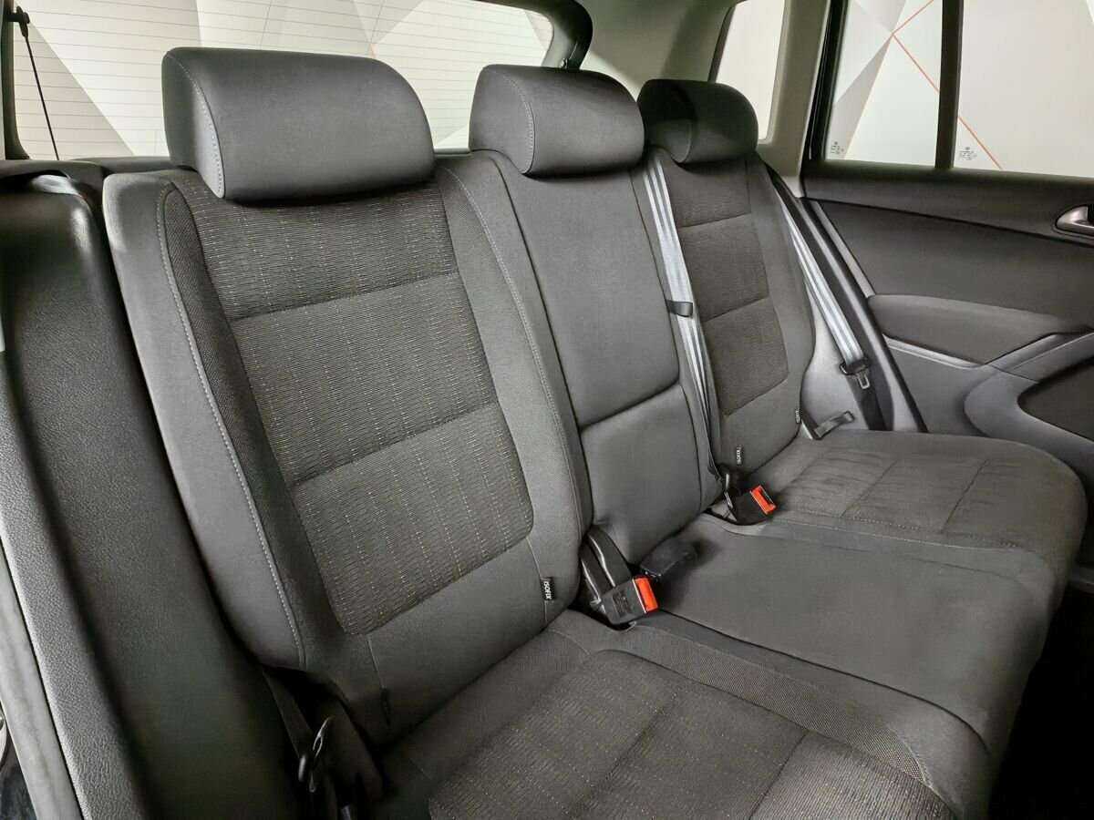 Volkswagen Tiguan б/у, 2013, Роботизированная. Фото: #12