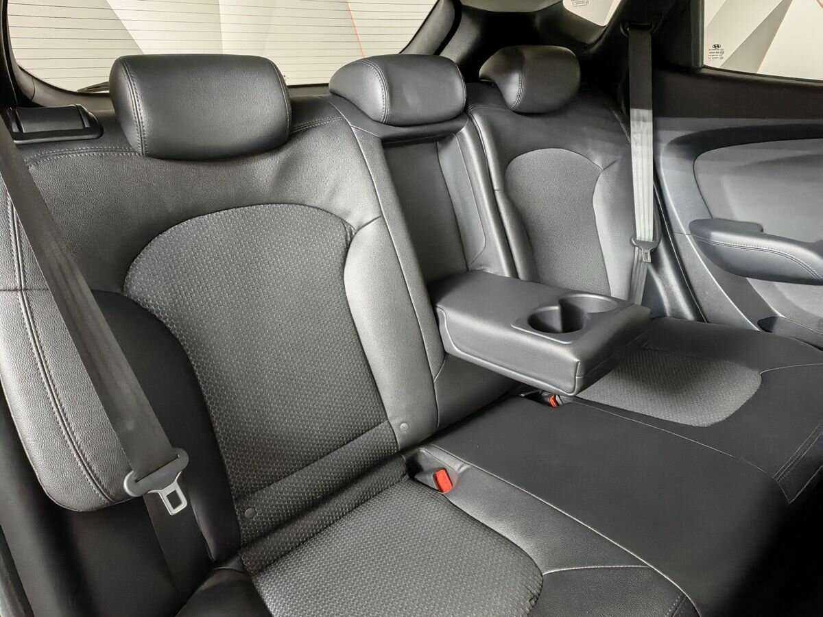 Hyundai ix35 б/у, 2013, Автоматическая. Фото: #12