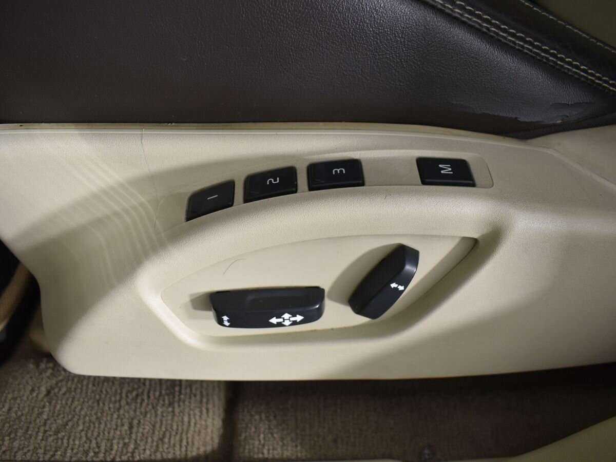 Volvo XC60 б/у, 2013, Автоматическая. Фото: #11