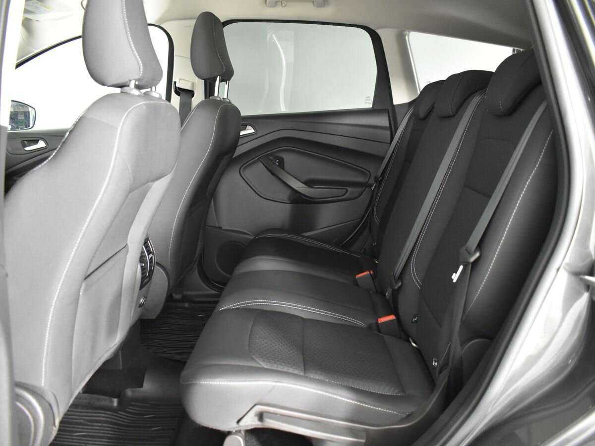 Ford Kuga б/у, 2017, Автоматическая. Фото: #16