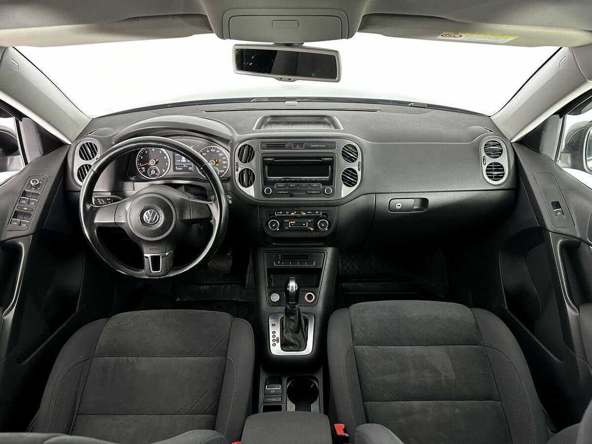 Volkswagen Tiguan б/у, 2013, Автоматическая. Фото: #8