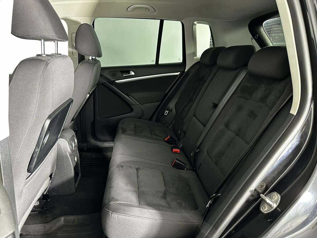 Volkswagen Tiguan б/у, 2013, Автоматическая. Фото: #15