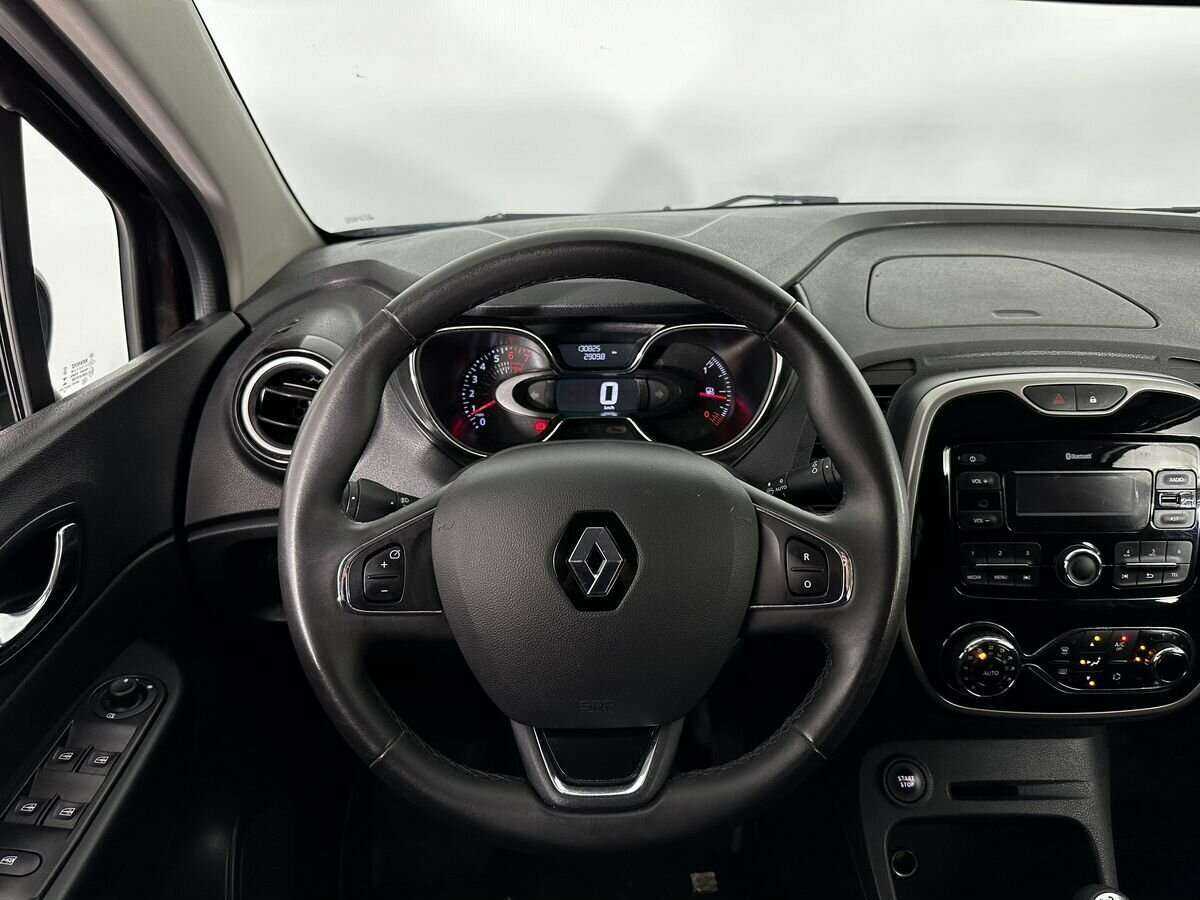 Renault Kaptur б/у, 2017, Механическая. Фото: #9