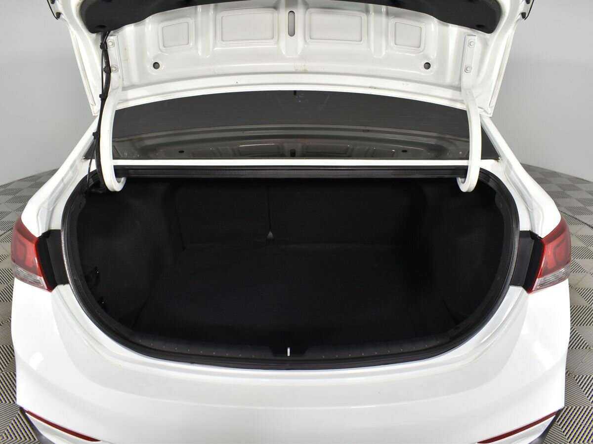 Hyundai Solaris б/у, 2018, Механическая. Фото: #15