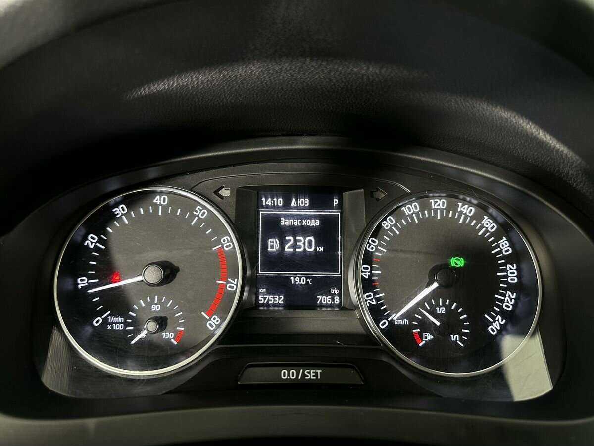 Skoda Rapid б/у, 2016, Роботизированная. Фото: #12