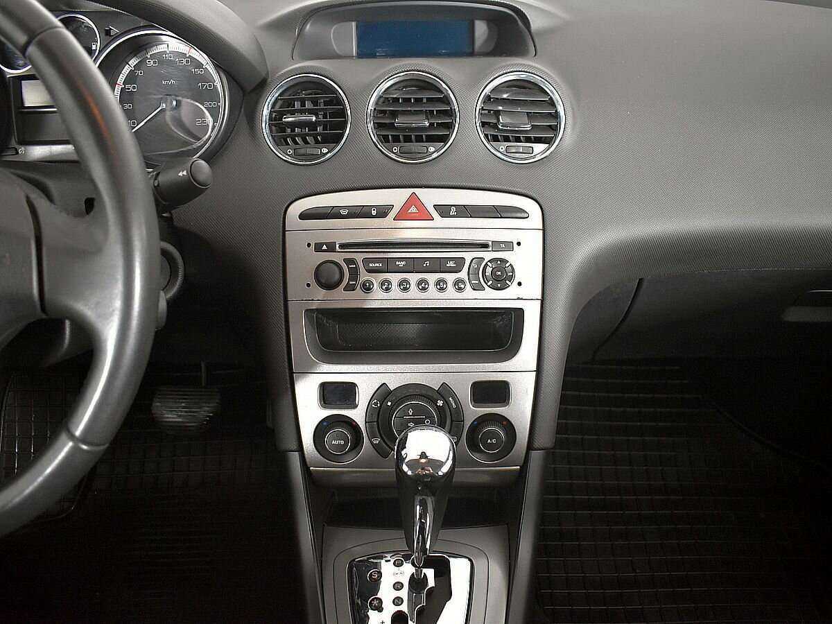 Peugeot 408 б/у, 2013, Автоматическая. Фото: #12