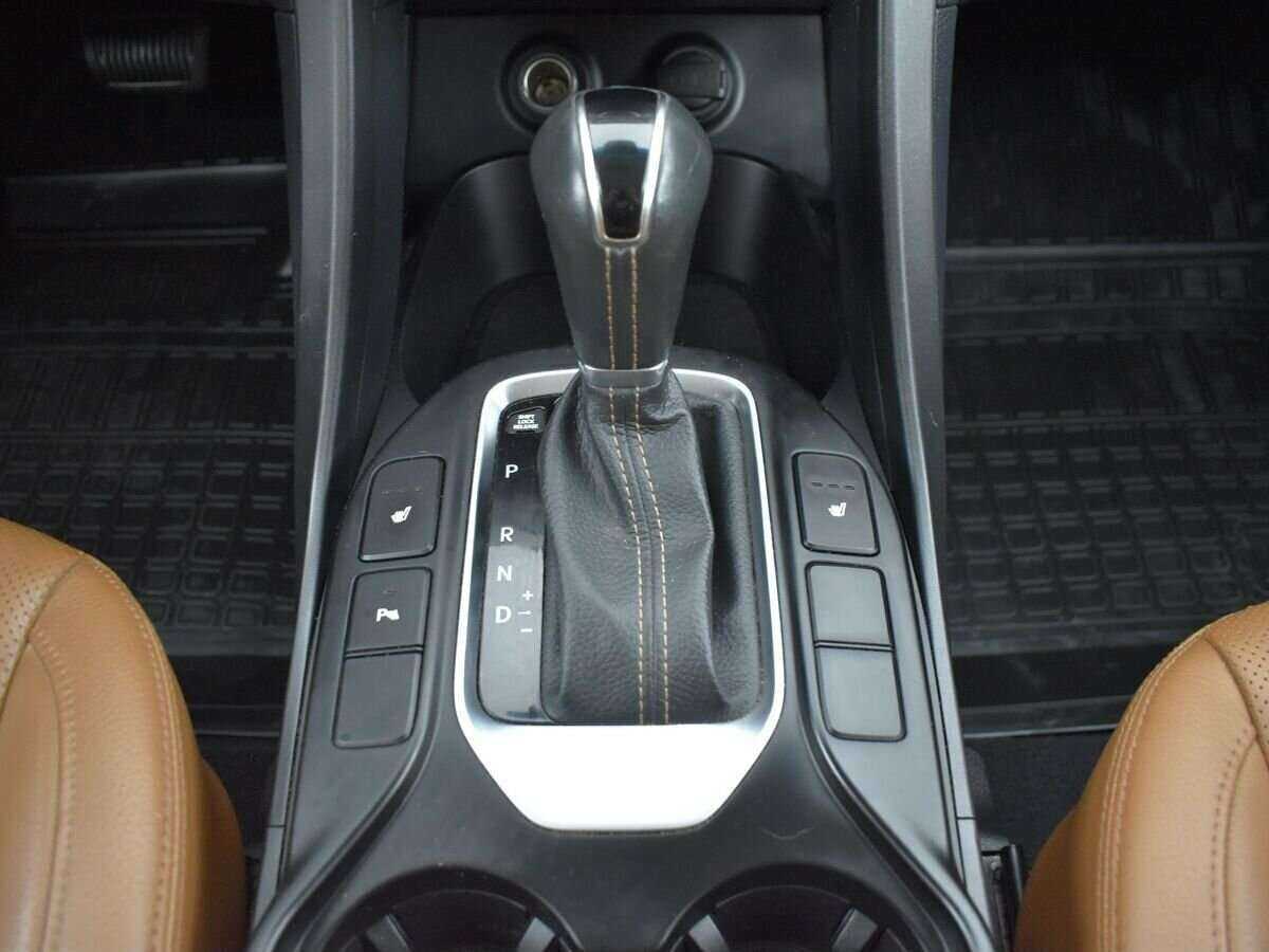 Hyundai Santa Fe б/у, 2017, Автоматическая. Фото: #13