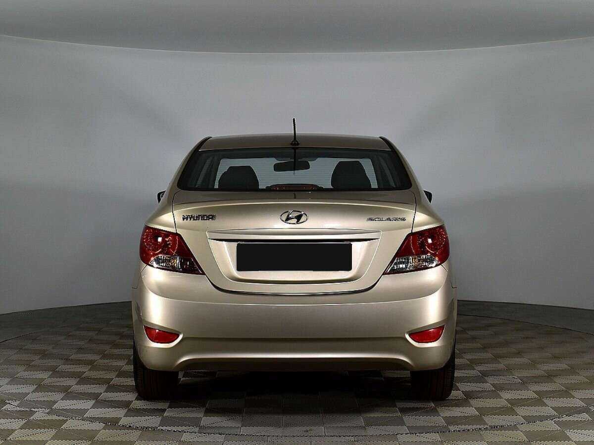 Hyundai Solaris б/у, 2014, Механическая. Фото: #3