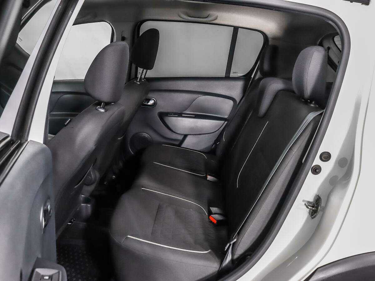 Renault Sandero б/у, 2020, Автоматическая. Фото: #9