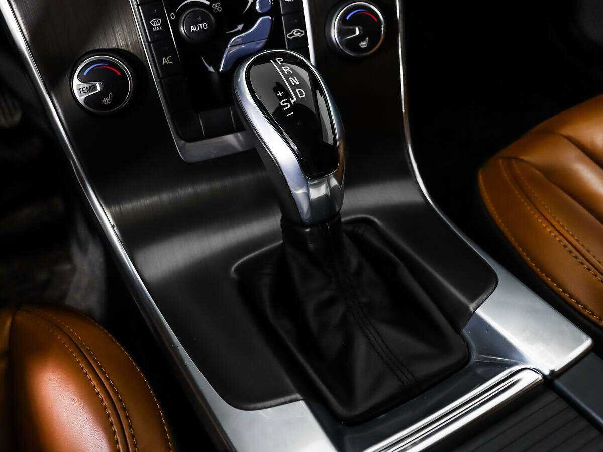 Volvo S60 б/у, 2014, Автоматическая. Фото: #9