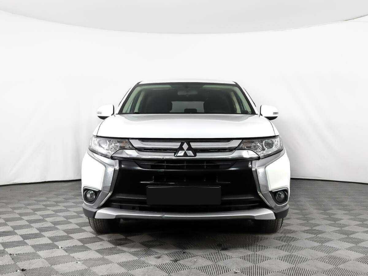 Mitsubishi Outlander б/у, 2016, Вариатор. Фото: #1