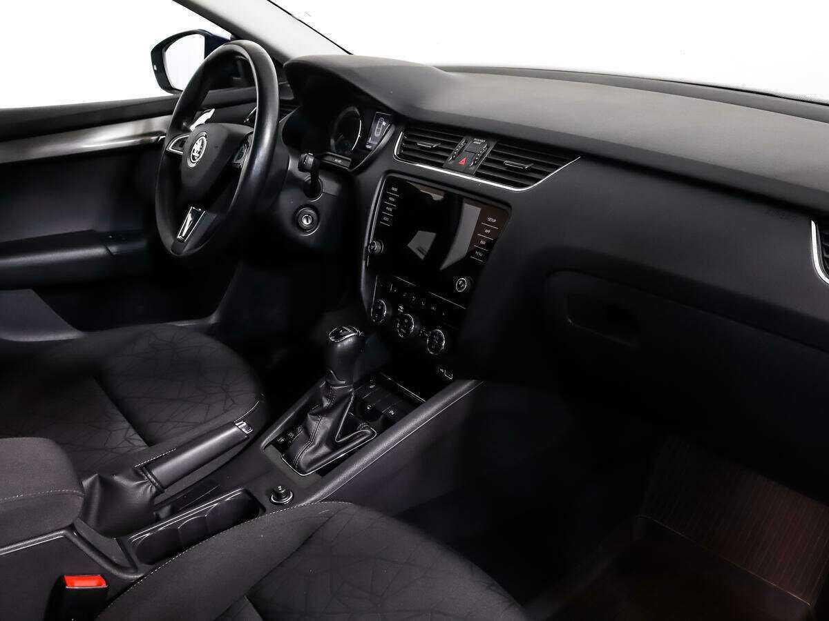 Skoda Octavia б/у, 2019, Автоматическая. Фото: #8